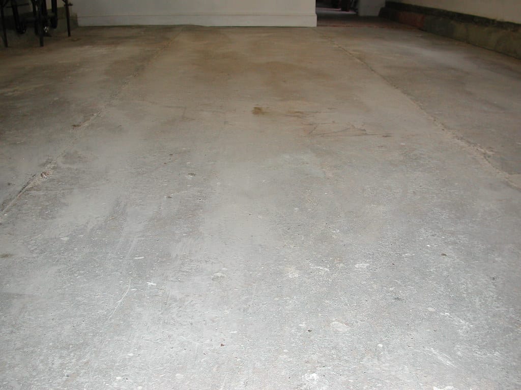 How to Prepare Your Home's Concrete Surfaces for Winter? 1