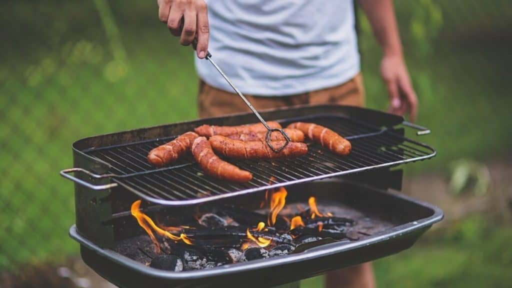 safety tips for outdoor cooking