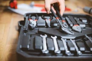 How to Prepare Your Car For Winter Driving 11 car tool kit
