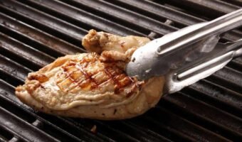 is grilled chicken breast healthy